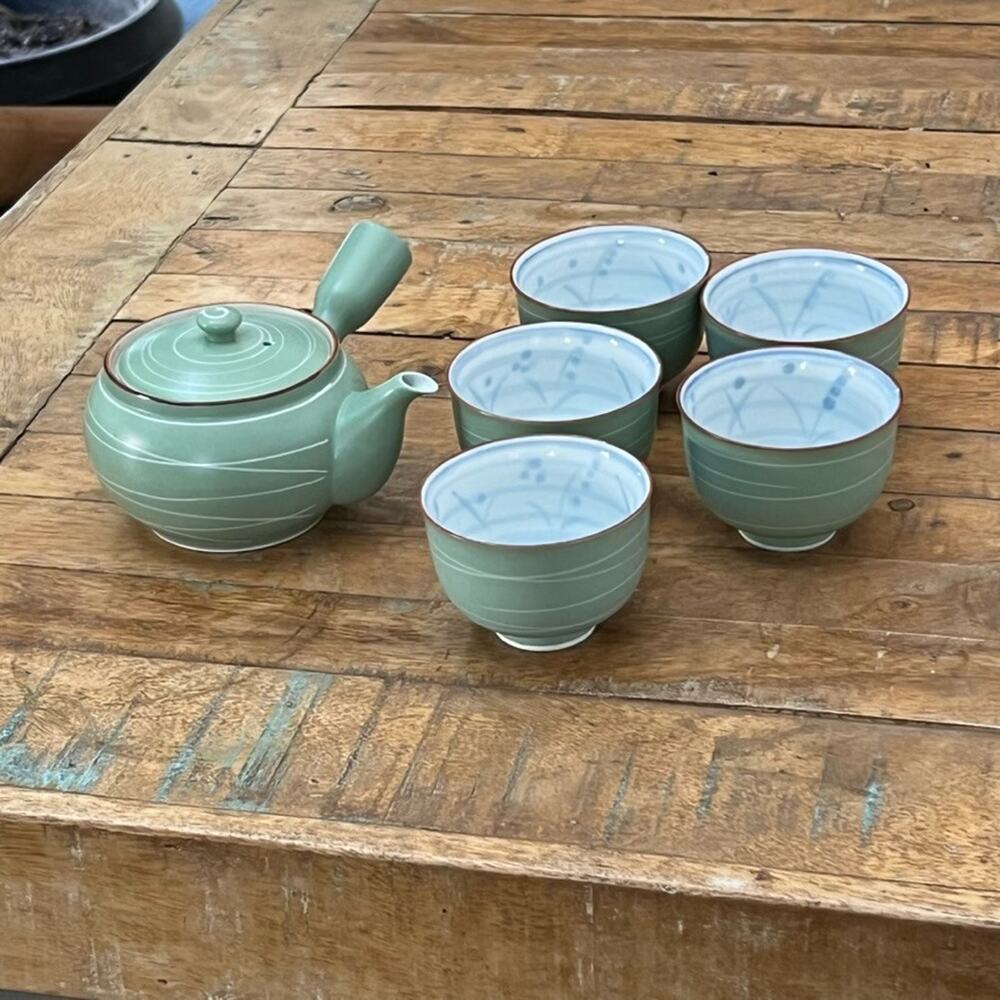 Arita Ware Tea Set Teapot & 5 Cups Light Green With White Swirl